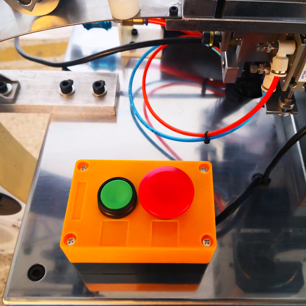 PM-092-N Ultrasonic close end cutting machine with robot arm